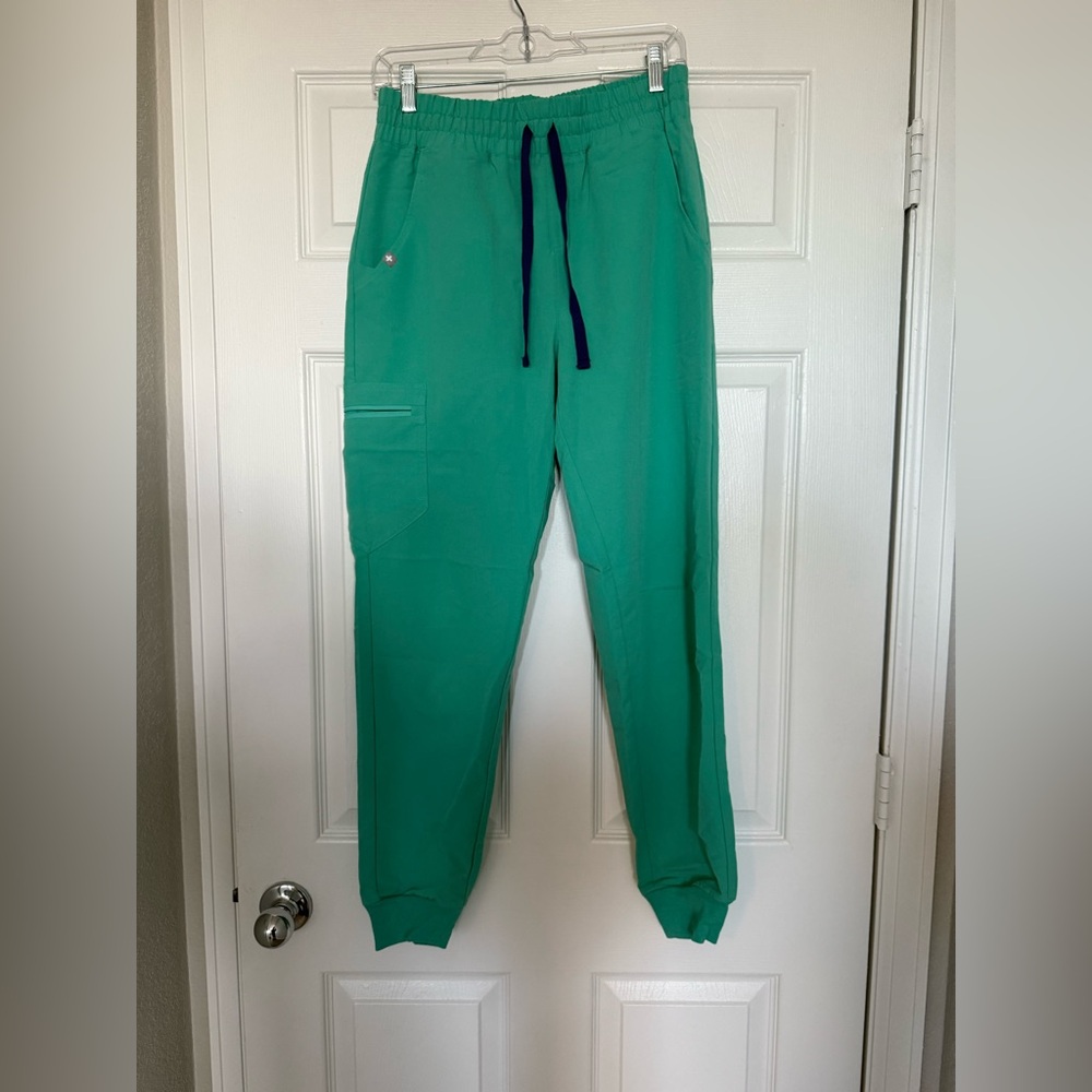 FIGS surgical green high waisted joggers size S 💚